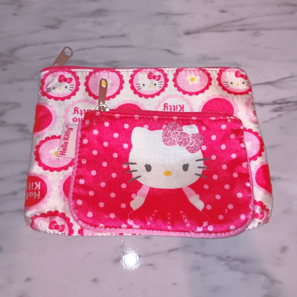Hello Kitty Cosmetics Bag Set